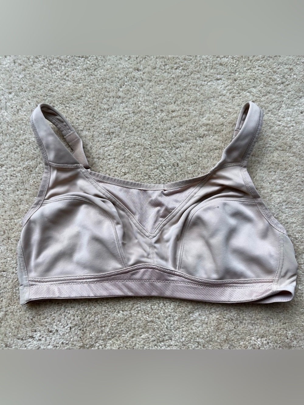Playtex Women’s Beige Full Coverage Bra #4221 - Size 38C - VGUC - Wireless